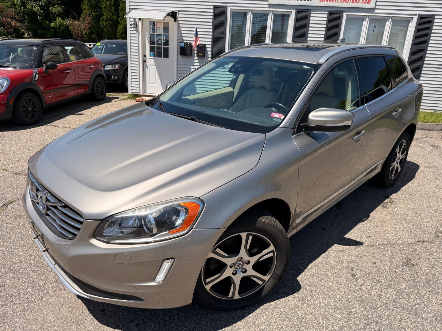 volvo xc60 2015 YV4902RM2F2719821 image volvo xc60 2015 YV4902RM2F2719821 image