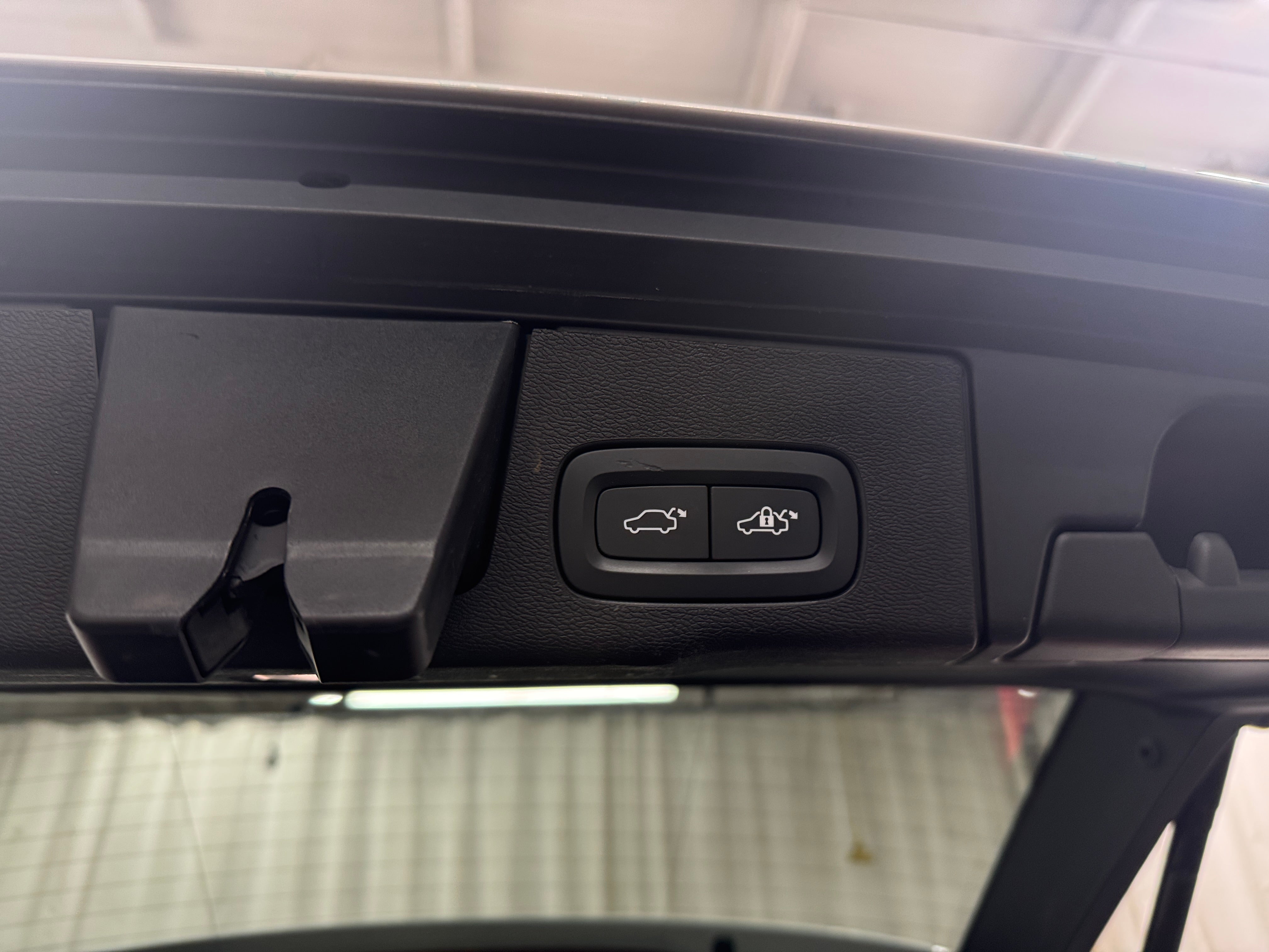 volvo xc60 2022 YV4L12RM6N1904932 image volvo xc60 2022 YV4L12RM6N1904932 image