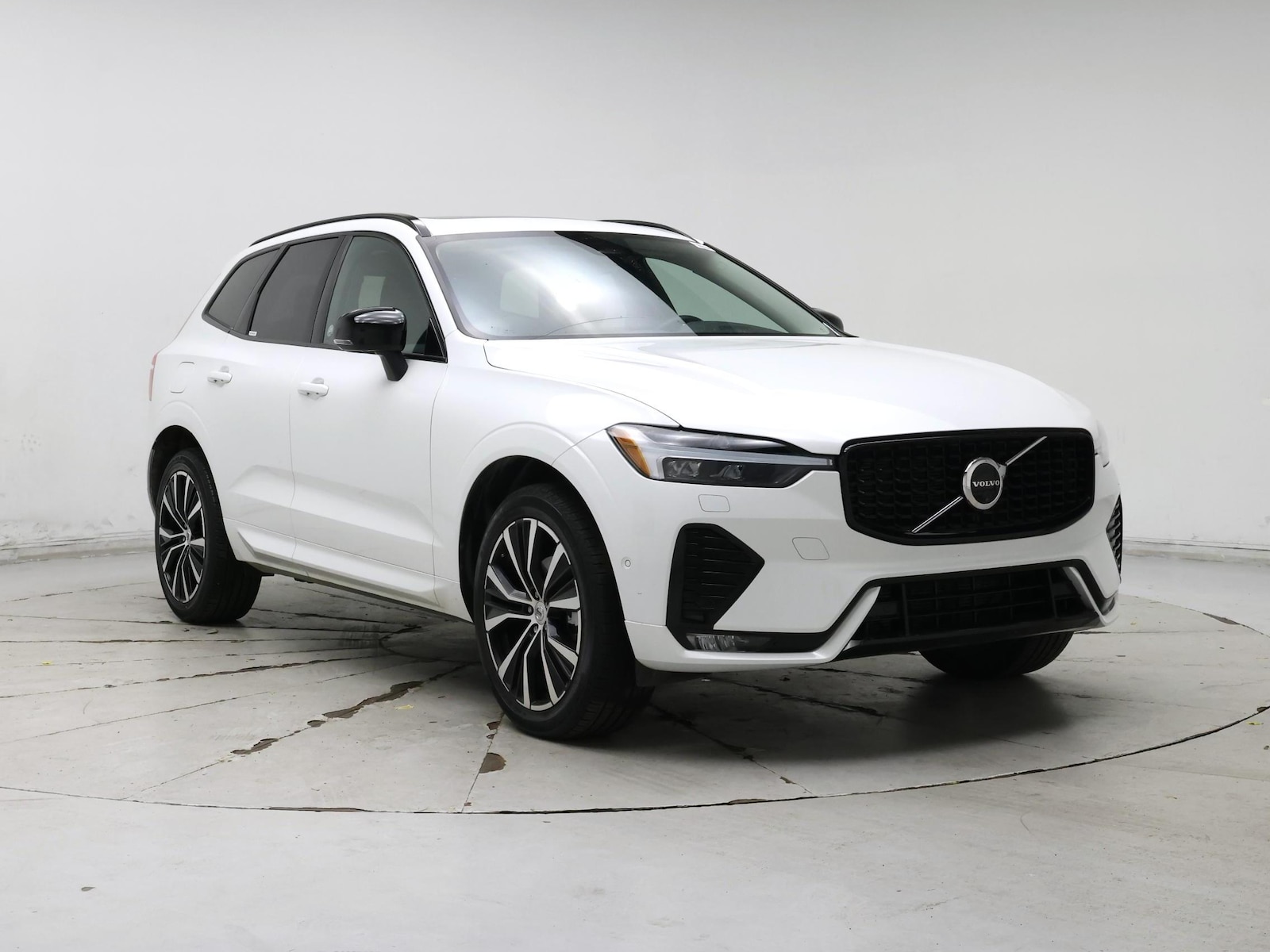 volvo xc60 2025 YV4M12RC1S1165301 image volvo xc60 2025 YV4M12RC1S1165301 image