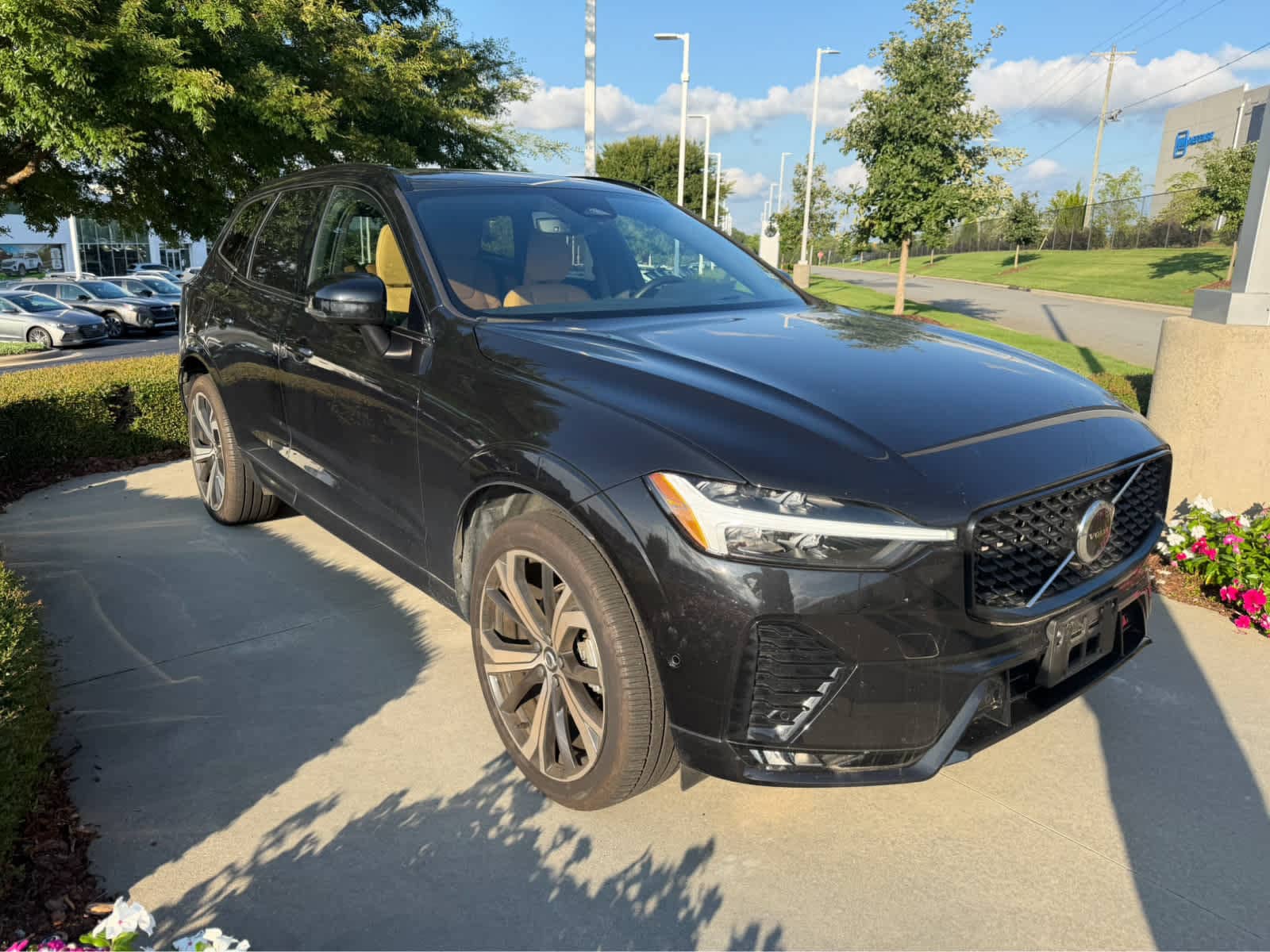 volvo xc60 2025 YV4M12RMXS1117739 image volvo xc60 2025 YV4M12RMXS1117739 image