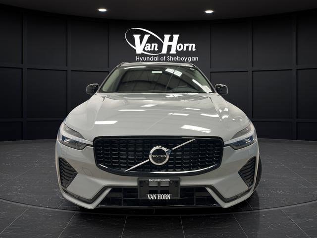 volvo xc60 2025 YV4M12RM9S1070218 image volvo xc60 2025 YV4M12RM9S1070218 image