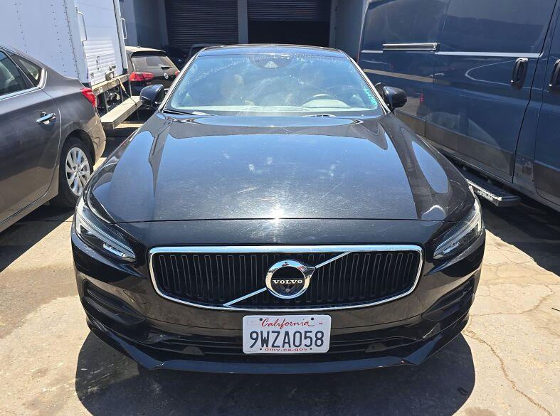 volvo s90 2018 LVY982AK0JP021900 image volvo s90 2018 LVY982AK0JP021900 image