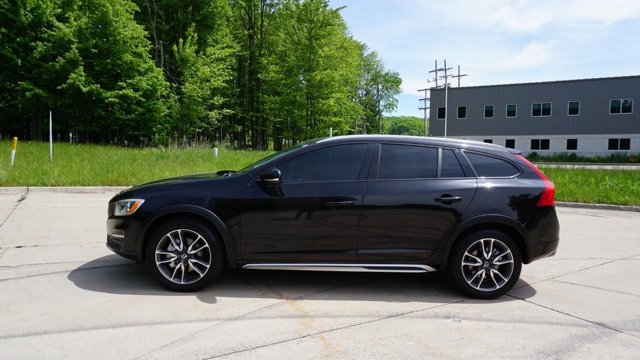 volvo v60 2016 YV4612HK0G1015690 image volvo v60 2016 YV4612HK0G1015690 image