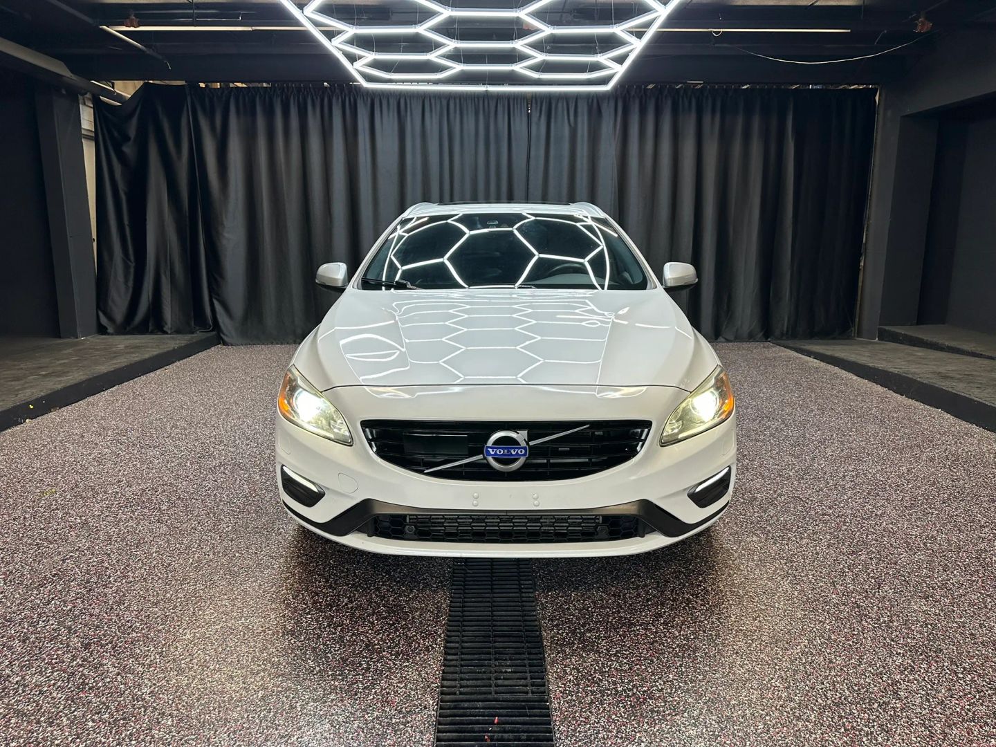 volvo v60 2016 YV149MSS3G1310364 image volvo v60 2016 YV149MSS3G1310364 image
