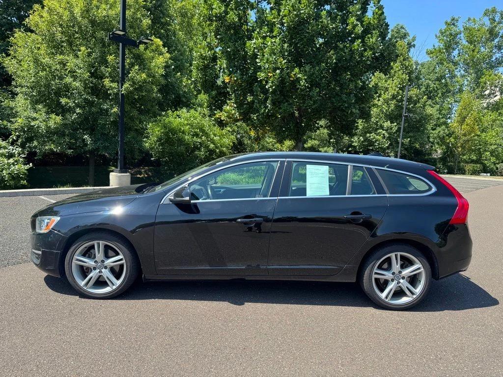 volvo v60 2016 YV1612SK0G1306700 image volvo v60 2016 YV1612SK0G1306700 image