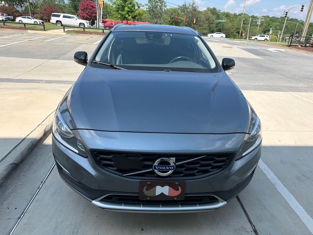 volvo v60 2018 YV440MWK9J2057091 image volvo v60 2018 YV440MWK9J2057091 image