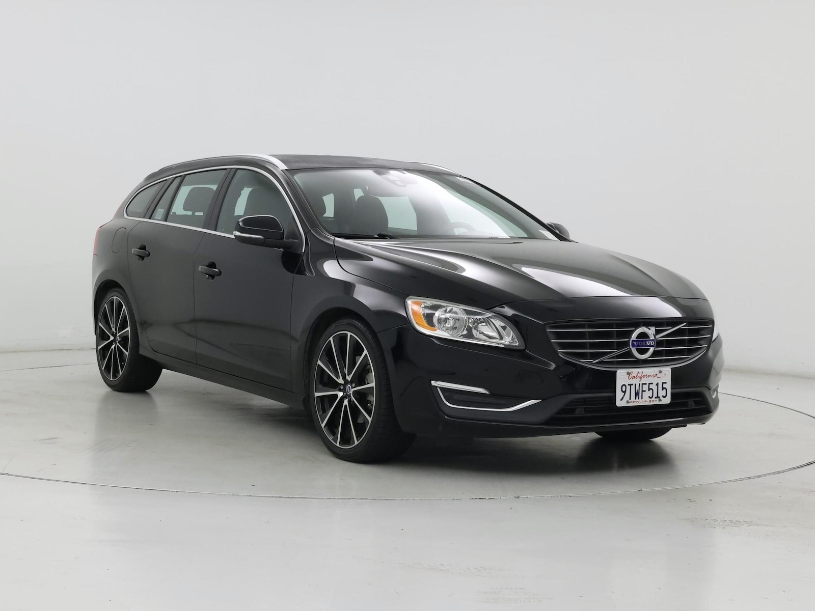 volvo v60 2017 YV140MEK2H1370627 image volvo v60 2017 YV140MEK2H1370627 image