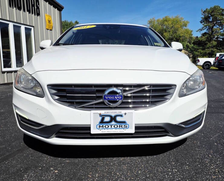 volvo v60 2017 YV140MEK0H1352434 image volvo v60 2017 YV140MEK0H1352434 image