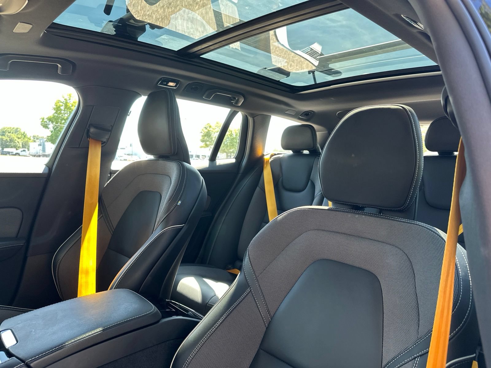 volvo v60 2024 YV1H60EP1R1610353 image volvo v60 2024 YV1H60EP1R1610353 image