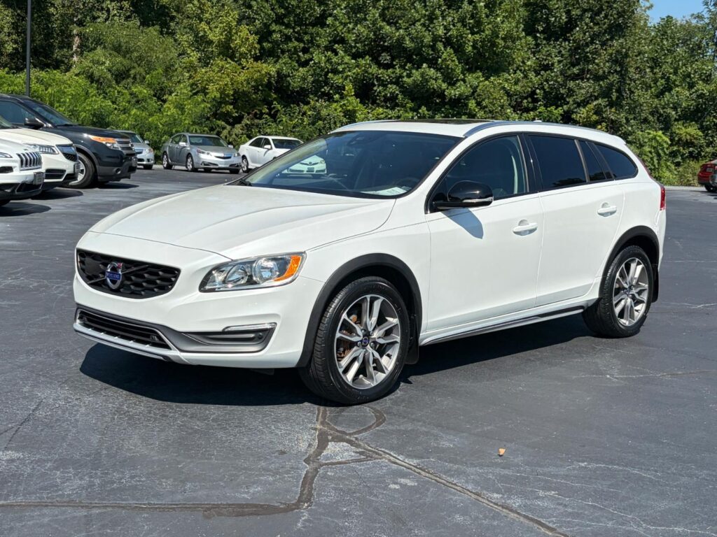 volvo v60 2015 YV4612HK3F1000616 image volvo v60 2015 YV4612HK3F1000616 image