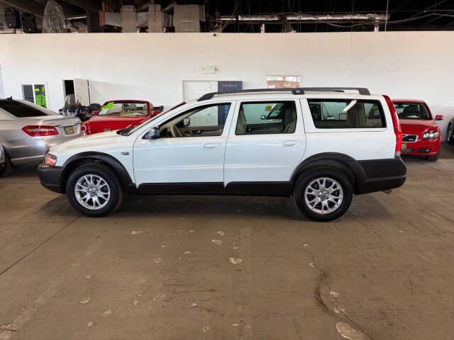 volvo xc70 2004 YV1SZ59H041163228 image volvo xc70 2004 YV1SZ59H041163228 image