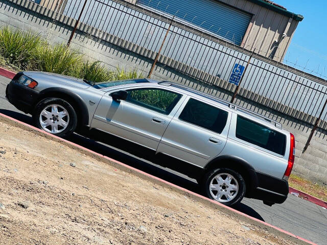 volvo xc70 2004 YV1SZ59H041138605 image volvo xc70 2004 YV1SZ59H041138605 image