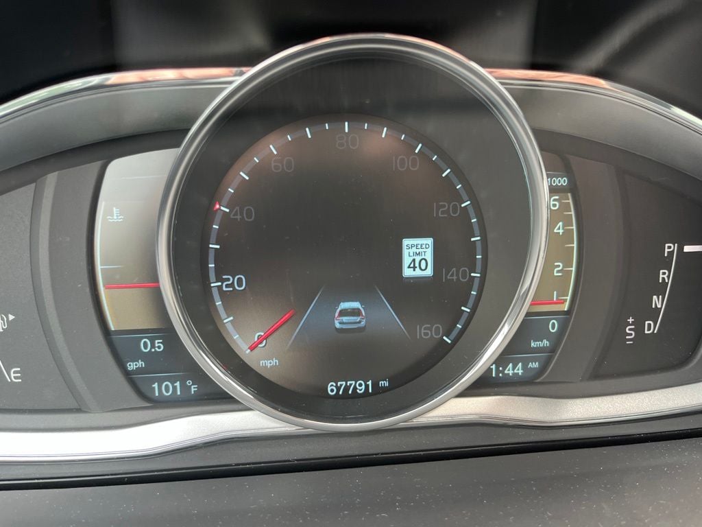 volvo xc70 2014 YV4902BZ4E1178989 image volvo xc70 2014 YV4902BZ4E1178989 image