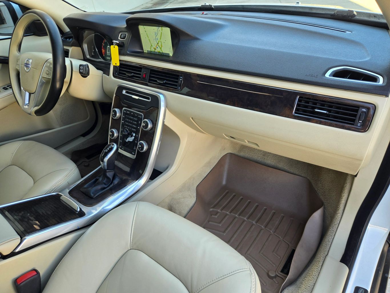 volvo xc70 2015 YV4902NK4F1222831 image volvo xc70 2015 YV4902NK4F1222831 image