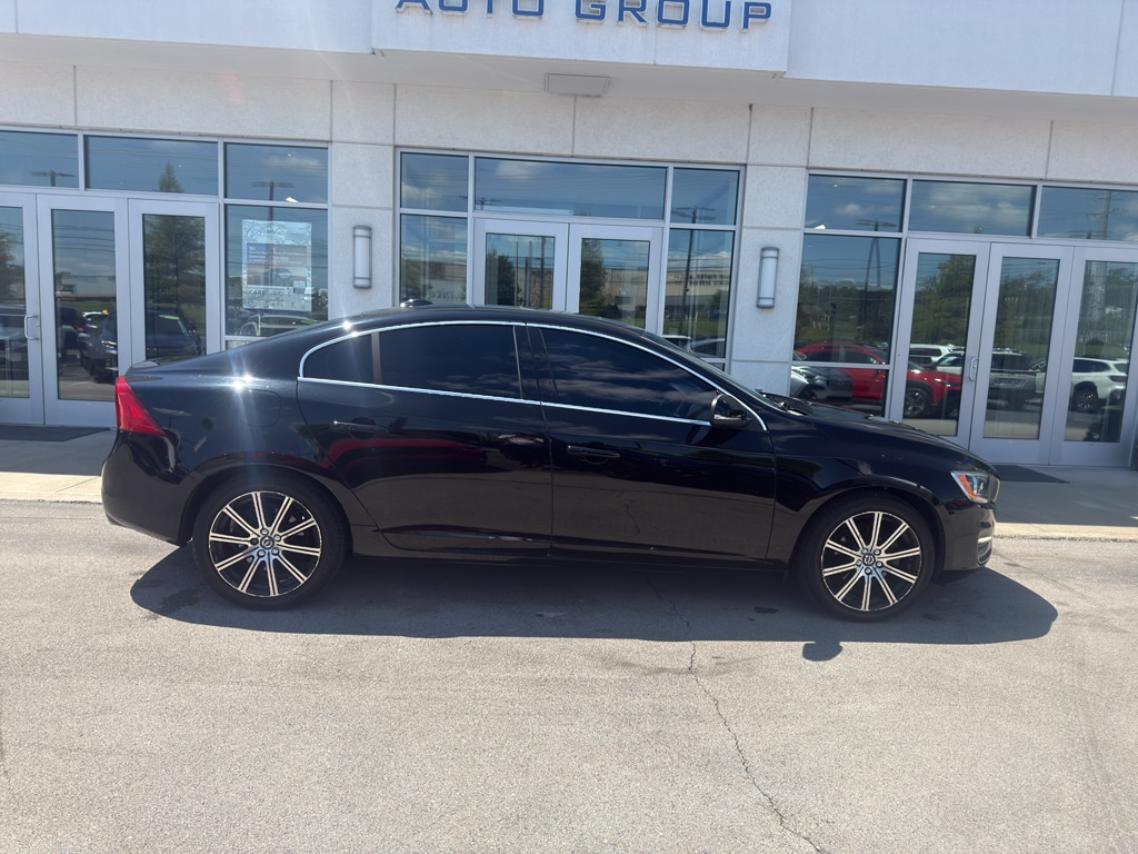 volvo s60 2016 LYV402FK5GB099899 image volvo s60 2016 LYV402FK5GB099899 image