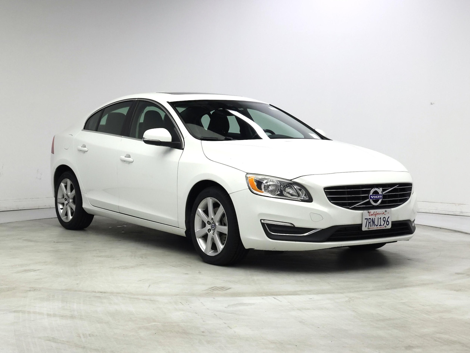 volvo s60 2016 YV126MFK5G1397775 image volvo s60 2016 YV126MFK5G1397775 image