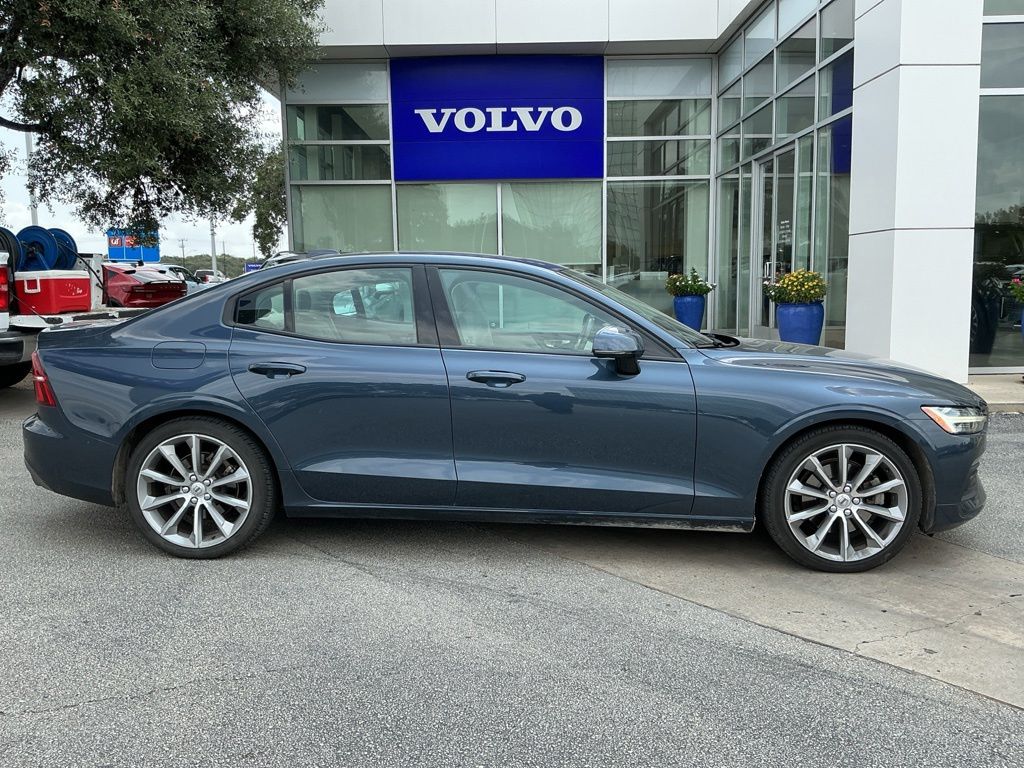 volvo s60 2019 7JR102FK8KG011297 image volvo s60 2019 7JR102FK8KG011297 image