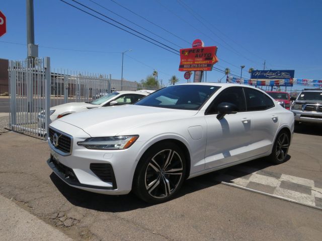volvo s60 2019 7JRBR0FM8KG013986 image volvo s60 2019 7JRBR0FM8KG013986 image