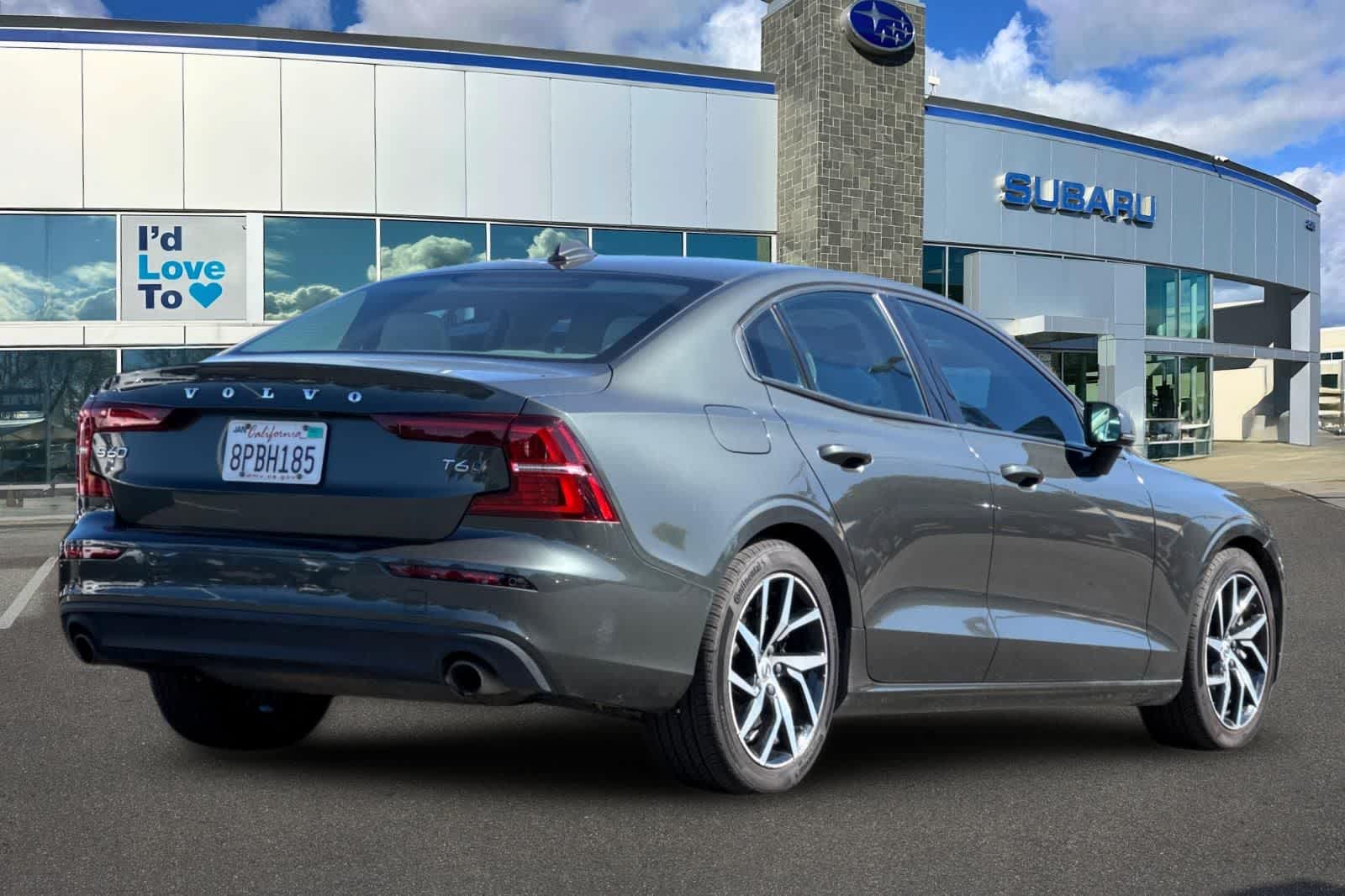 volvo s60 2019 7JRA22TKXKG018203 image volvo s60 2019 7JRA22TKXKG018203 image