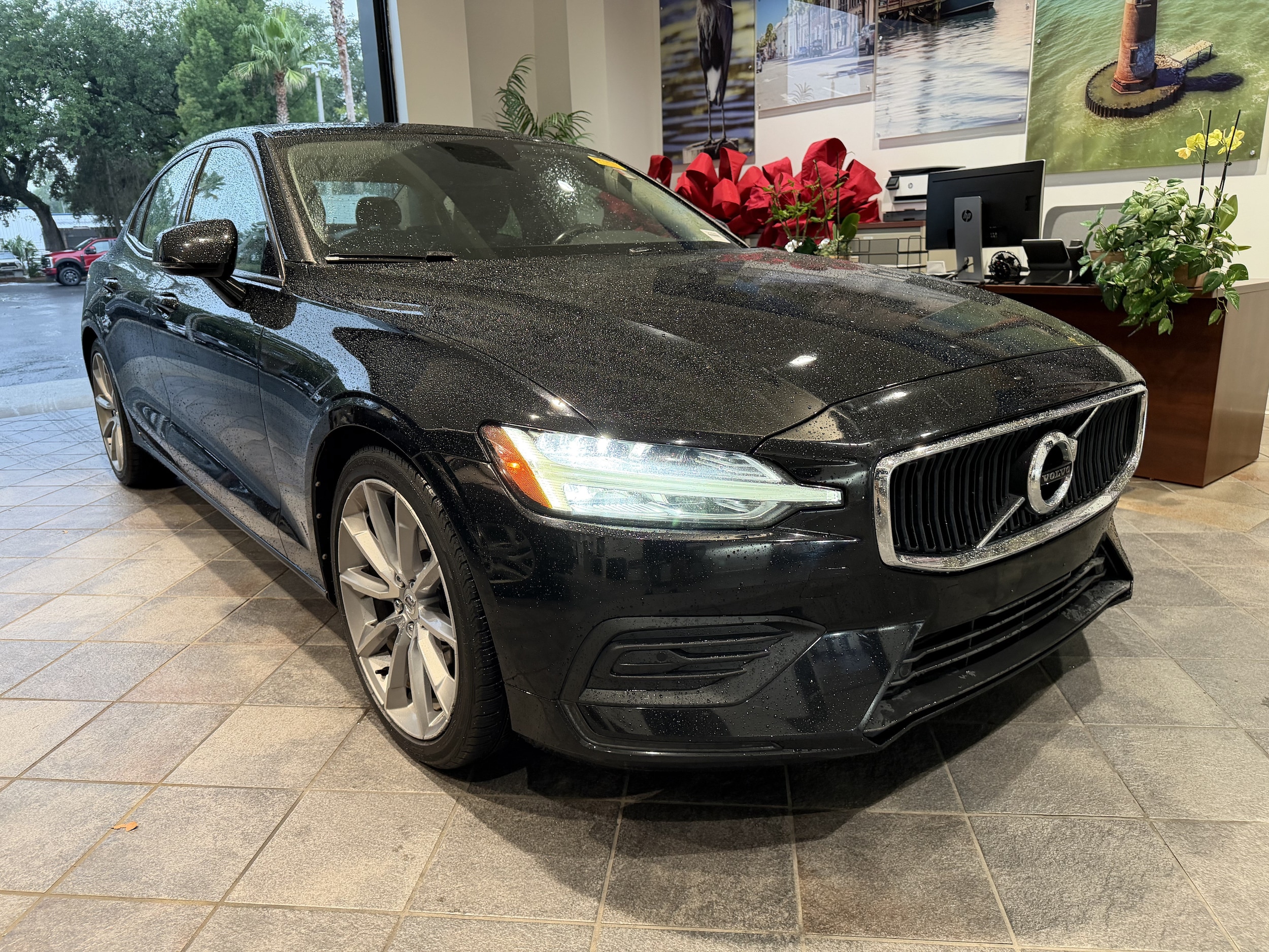 volvo s60 2019 7JR102FK4KG005724 image volvo s60 2019 7JR102FK4KG005724 image