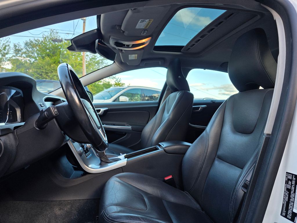 volvo s60 2018 LYV402TK0JB157610 image volvo s60 2018 LYV402TK0JB157610 image