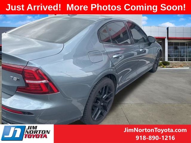 volvo s60 2021 7JR102TZ1MG118924 image volvo s60 2021 7JR102TZ1MG118924 image