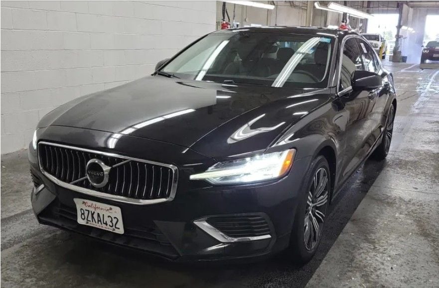 volvo s60 2021 7JRBR0FL1MG124213 image volvo s60 2021 7JRBR0FL1MG124213 image