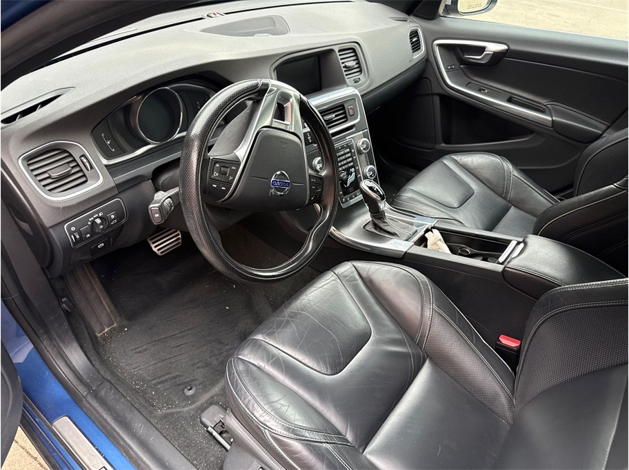 volvo s60 2017 YV149MTS2H2422387 image volvo s60 2017 YV149MTS2H2422387 image