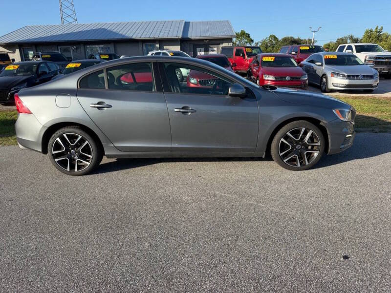 volvo s60 2017 YV126MFL2H2439792 image volvo s60 2017 YV126MFL2H2439792 image