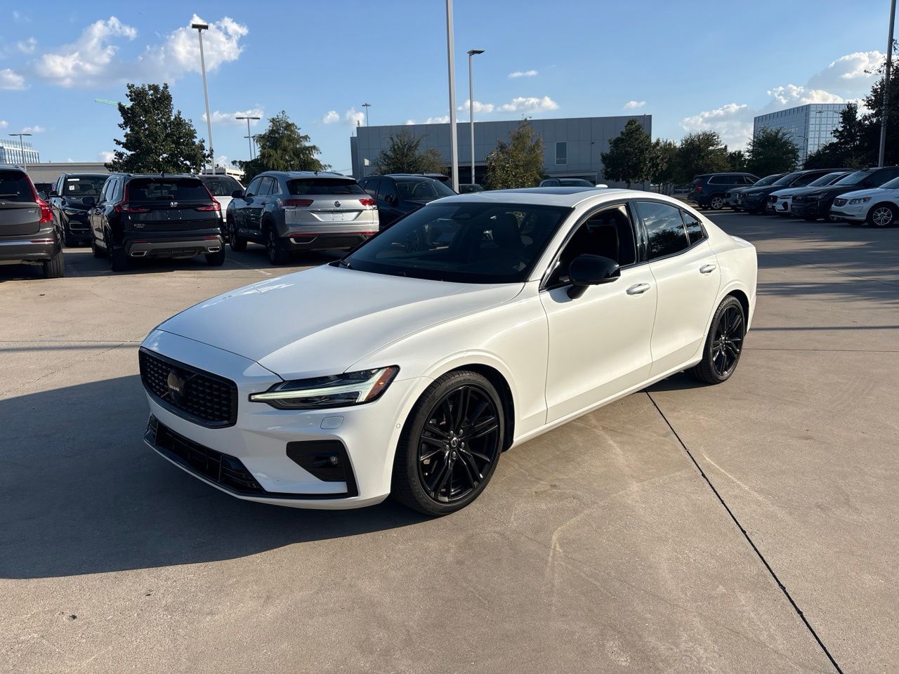 volvo s60 2024 7JRL12TH0RG305334 image volvo s60 2024 7JRL12TH0RG305334 image