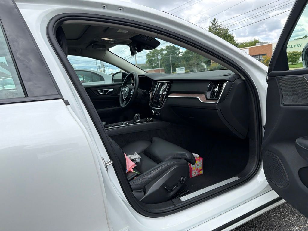volvo s60 2024 7JRL12TM1RG290047 image volvo s60 2024 7JRL12TM1RG290047 image