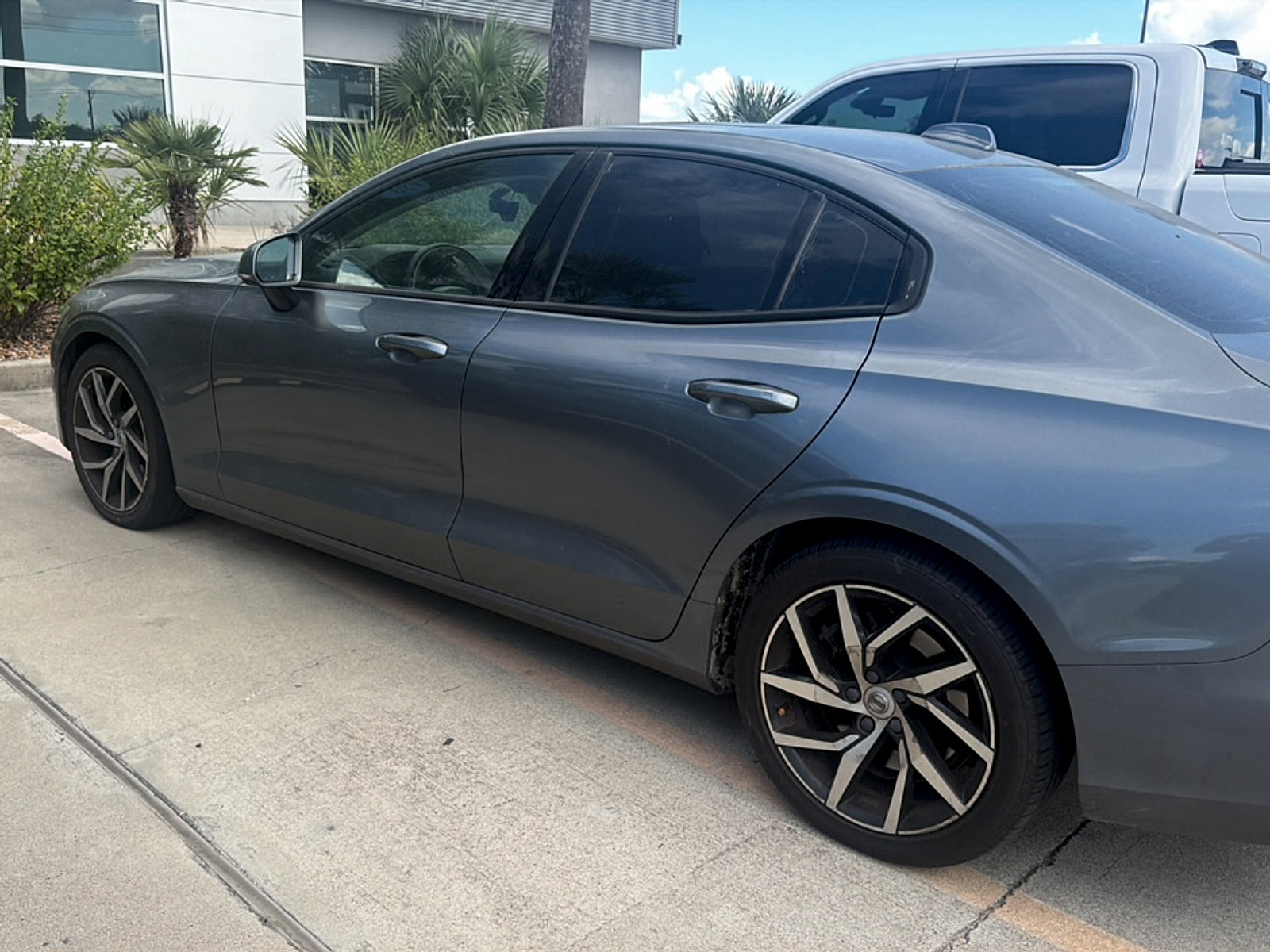 volvo s60 2020 7JRA22TK6LG060112 image volvo s60 2020 7JRA22TK6LG060112 image