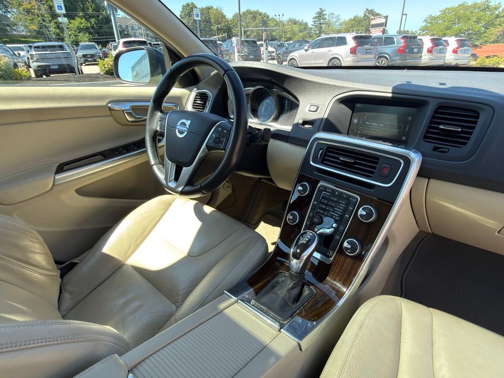 volvo s60 2014 YV1612FH1E2277990 image volvo s60 2014 YV1612FH1E2277990 image