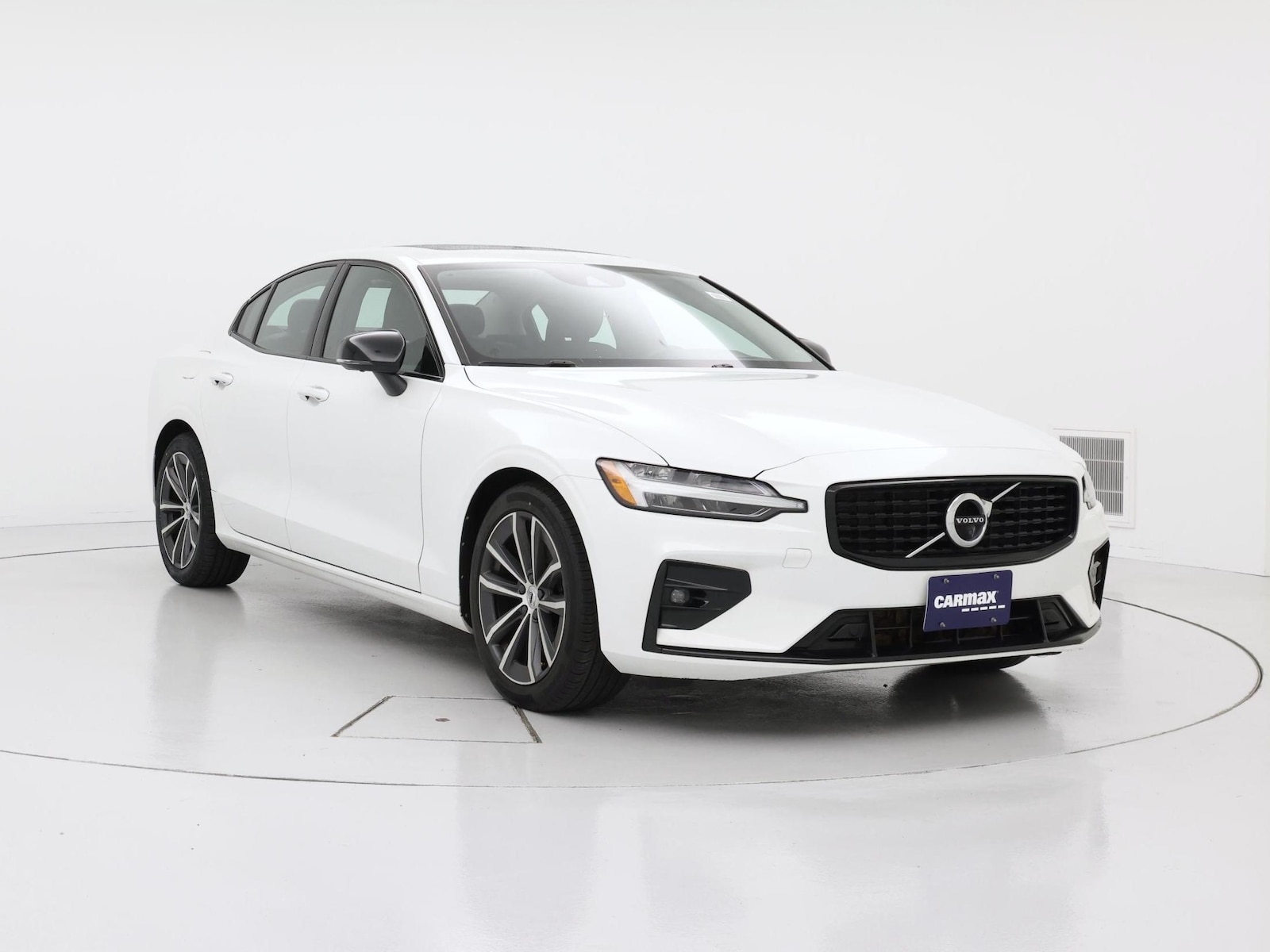 volvo s60 2022 7JRL12FZ3NG192915 image volvo s60 2022 7JRL12FZ3NG192915 image