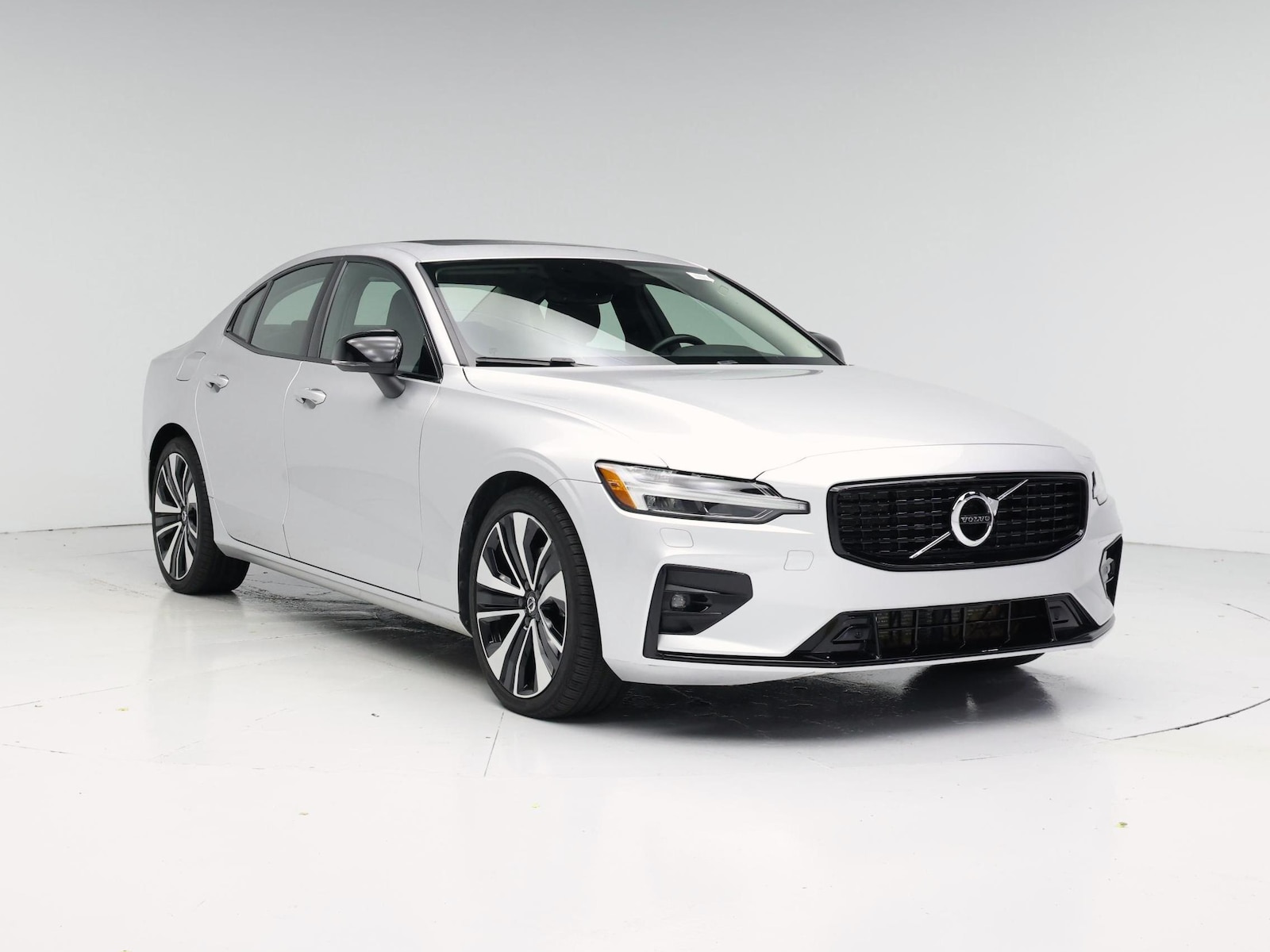 volvo s60 2022 7JRL12FZ4NG177372 image volvo s60 2022 7JRL12FZ4NG177372 image
