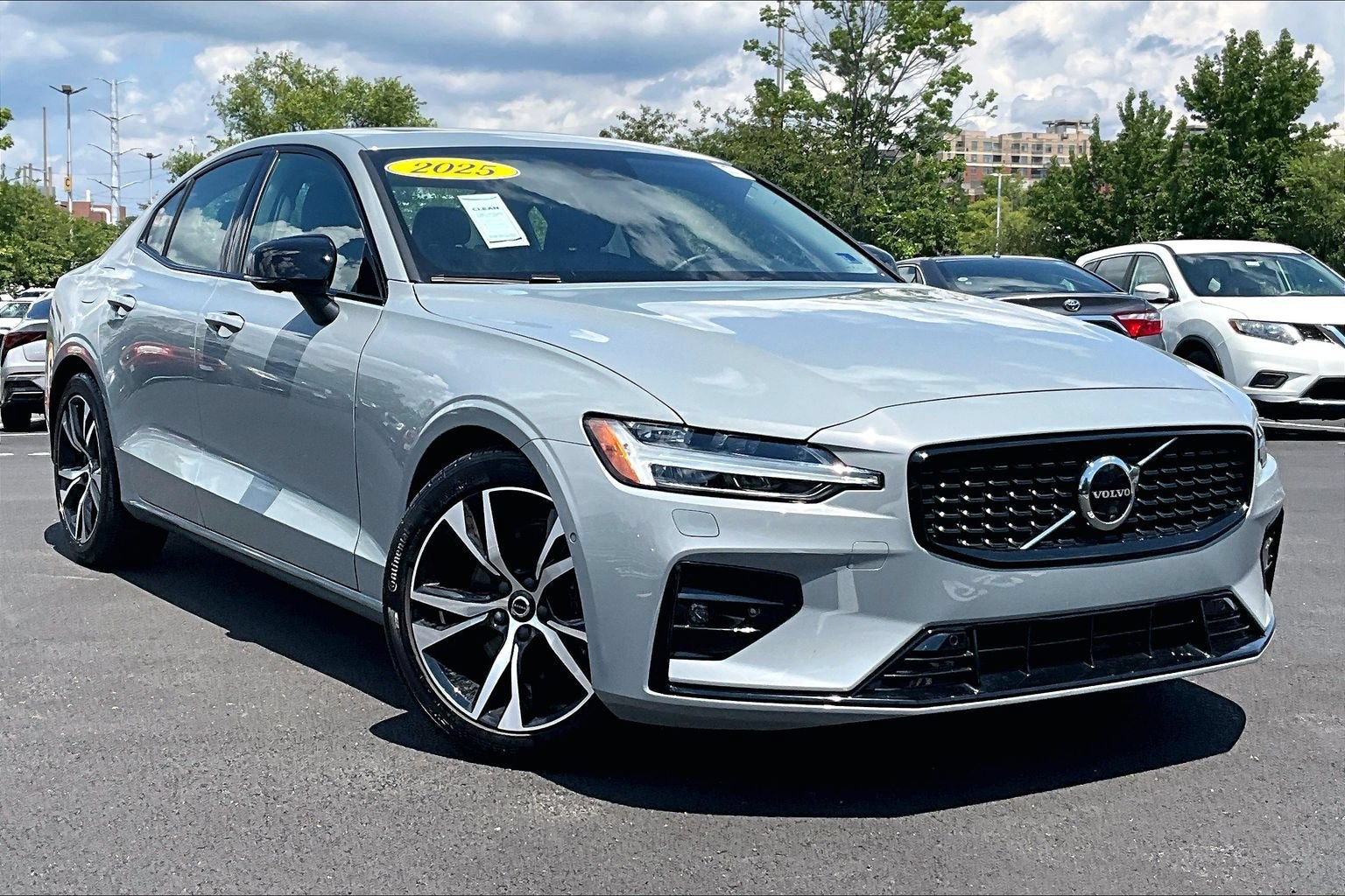 volvo s60 2025 7JRL12FC2SG366741 image volvo s60 2025 7JRL12FC2SG366741 image
