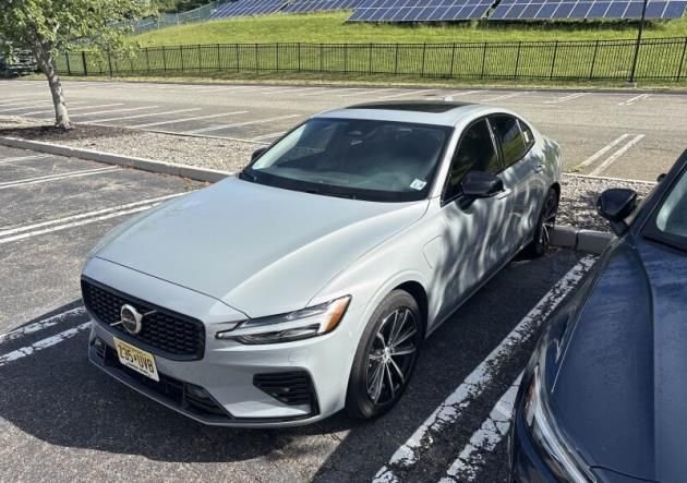 volvo s60 2025 7JRH60FC6SG364843 image volvo s60 2025 7JRH60FC6SG364843 image