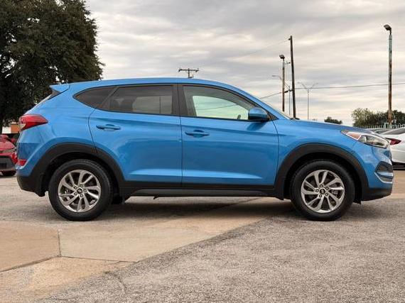 HYUNDAI TUCSON 2018 KM8J23A44JU702426 image HYUNDAI TUCSON 2018 KM8J23A44JU702426 image