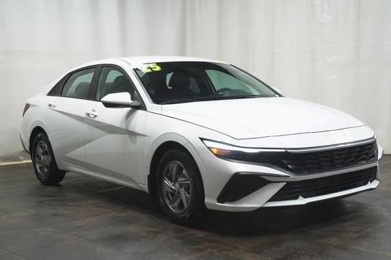 HYUNDAI ELANTRA 2025 KMHLL4DG0SU922763 image HYUNDAI ELANTRA 2025 KMHLL4DG0SU922763 image