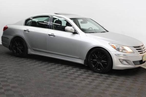 HYUNDAI GENESIS 2012 KMHGC4DD5CU208099 image