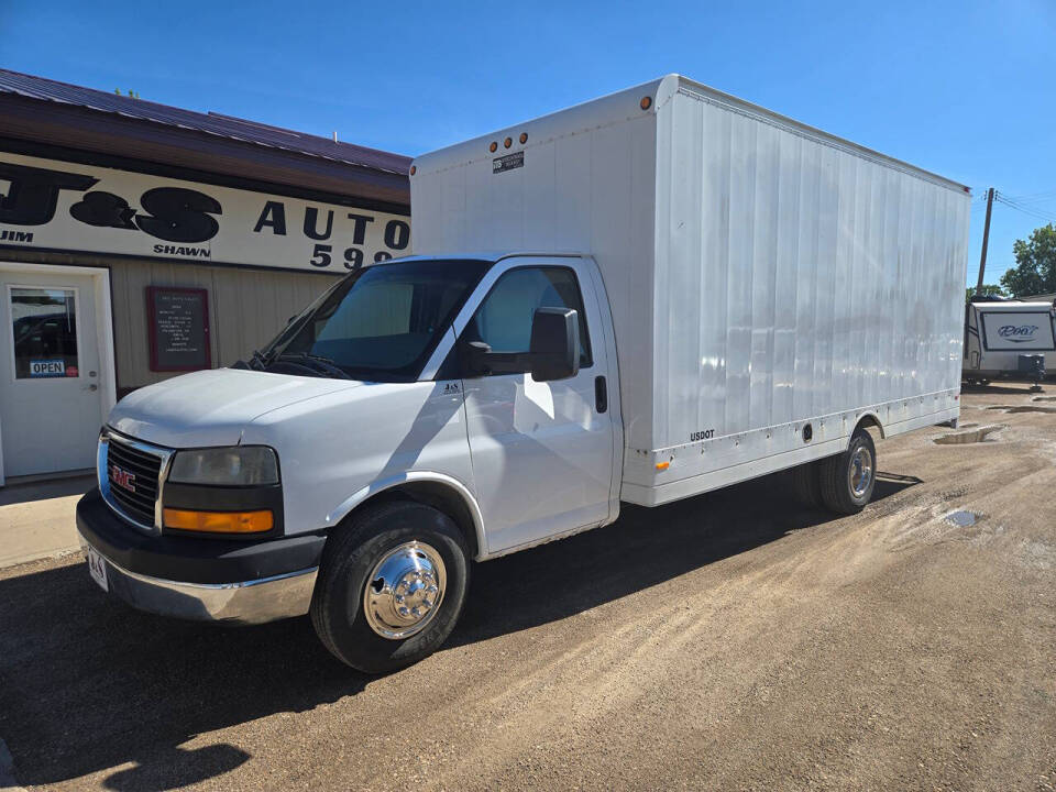 gmc savana 2011 1GD374CG7B1104860 image gmc savana 2011 1GD374CG7B1104860 image