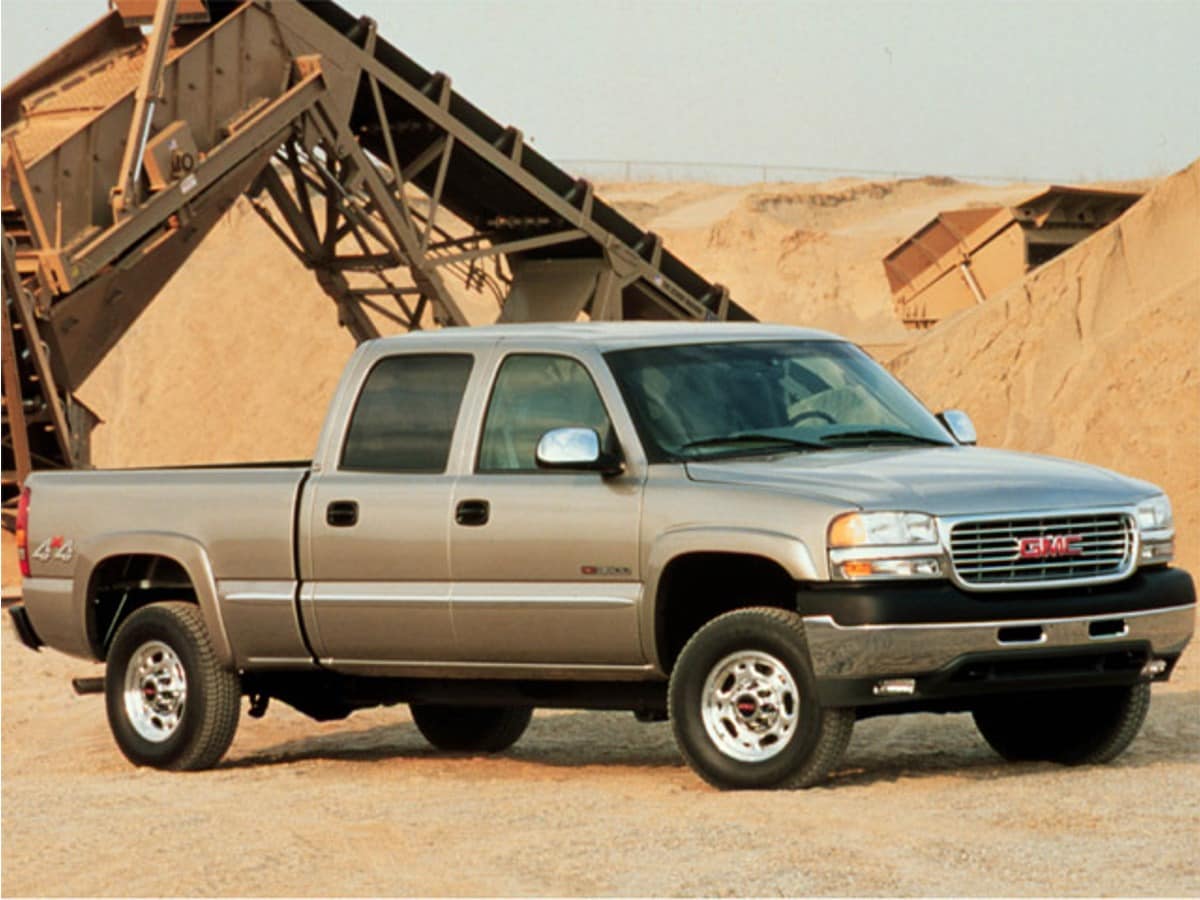 gmc sierra 2002 1GTGK13U52F209215 image gmc sierra 2002 1GTGK13U52F209215 image