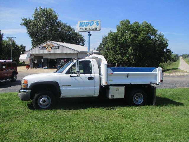 gmc sierra 2003 1GDJC34U53E147637 image gmc sierra 2003 1GDJC34U53E147637 image