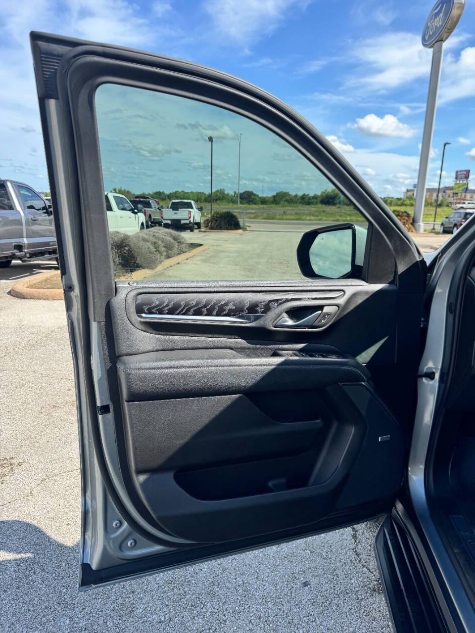 gmc yukon 2023 1GKS1DKL5PR361397 image gmc yukon 2023 1GKS1DKL5PR361397 image