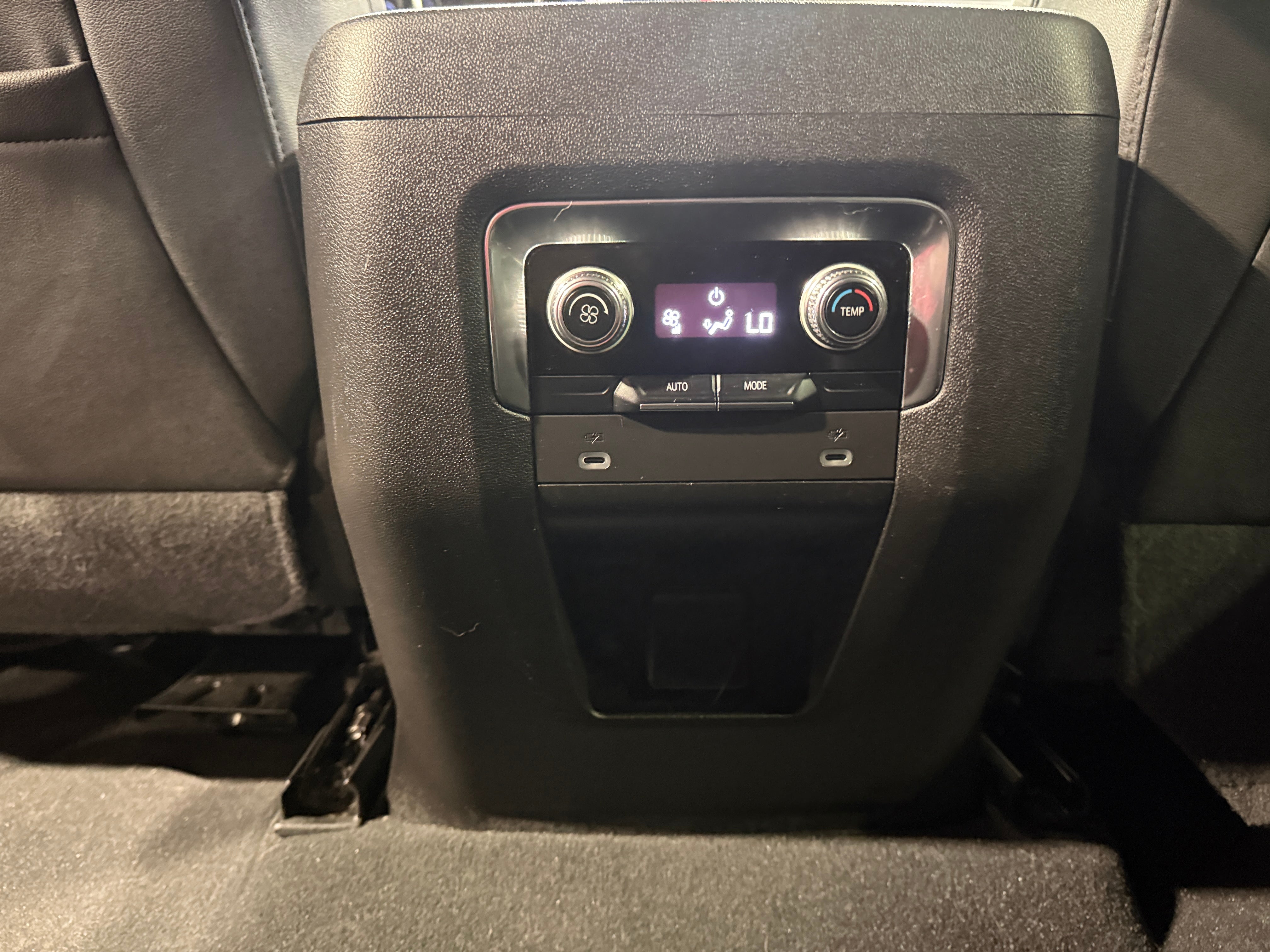 gmc yukon 2023 1GKS2BKD6PR142765 image gmc yukon 2023 1GKS2BKD6PR142765 image