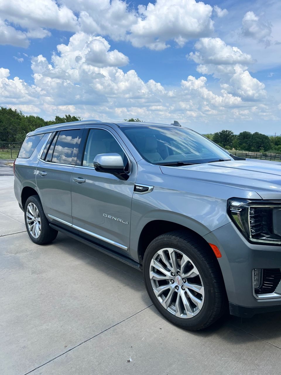 gmc yukon 2023 1GKS2DKLXPR335813 image gmc yukon 2023 1GKS2DKLXPR335813 image