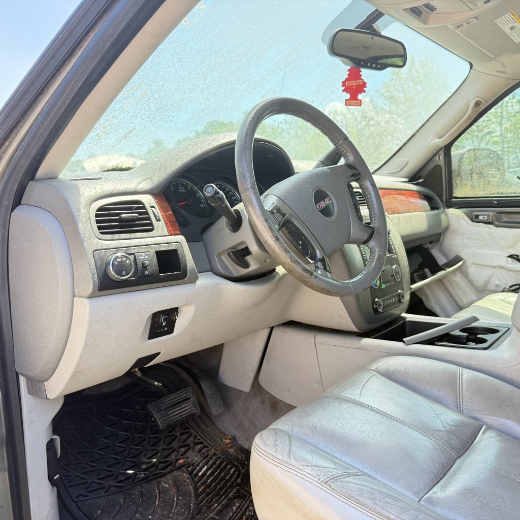 gmc yukon 2009 1GKFC33009R133398 image gmc yukon 2009 1GKFC33009R133398 image