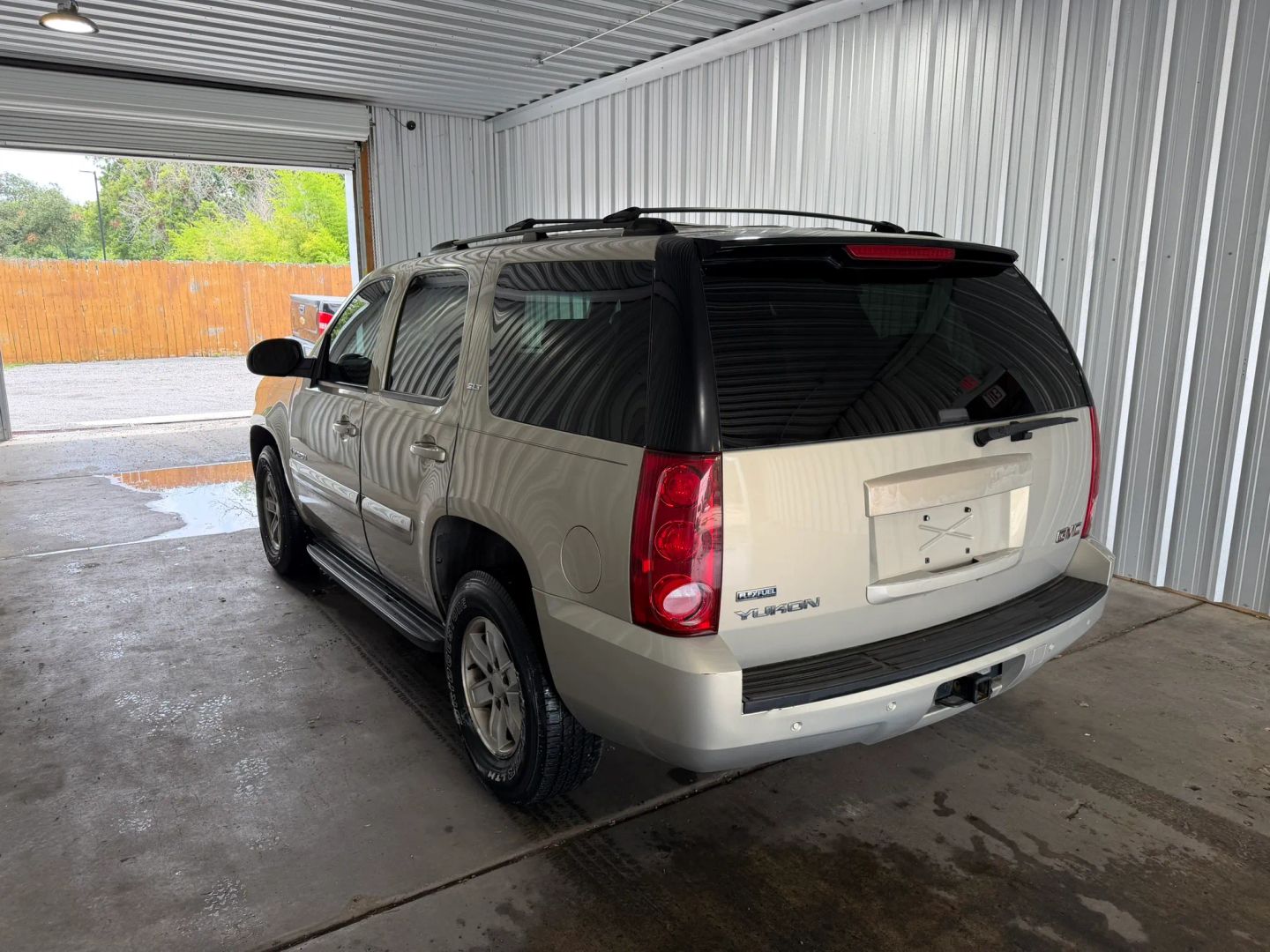 gmc yukon 2007 1GKFC130X7R293189 image gmc yukon 2007 1GKFC130X7R293189 image