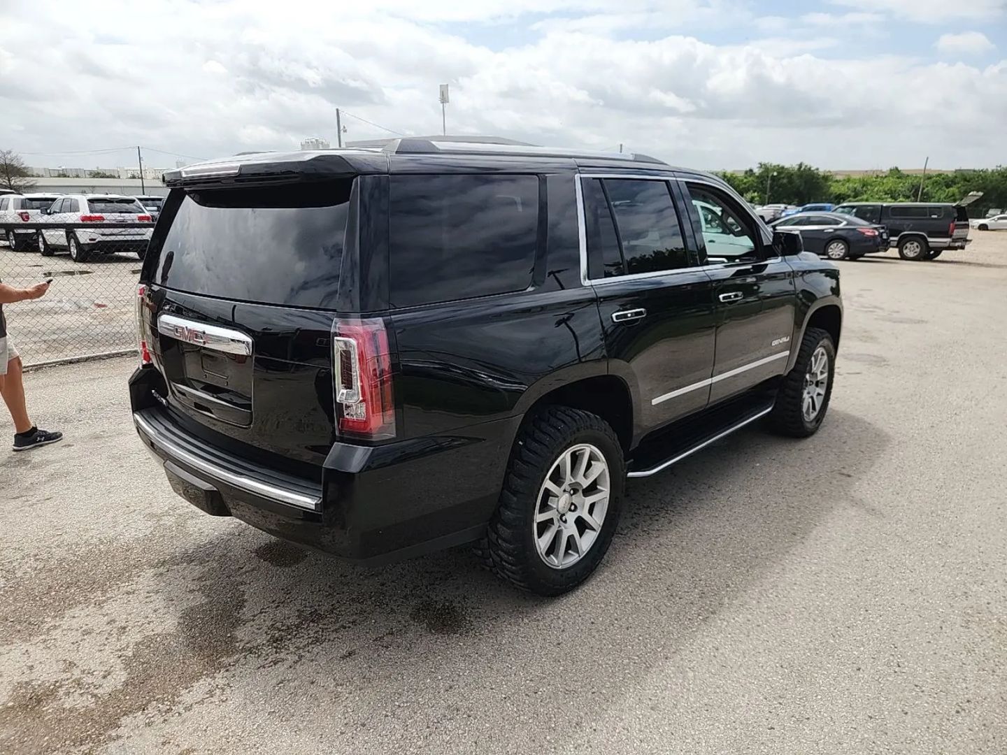 gmc yukon 2019 1GKS2CKJ3KR149192 image gmc yukon 2019 1GKS2CKJ3KR149192 image
