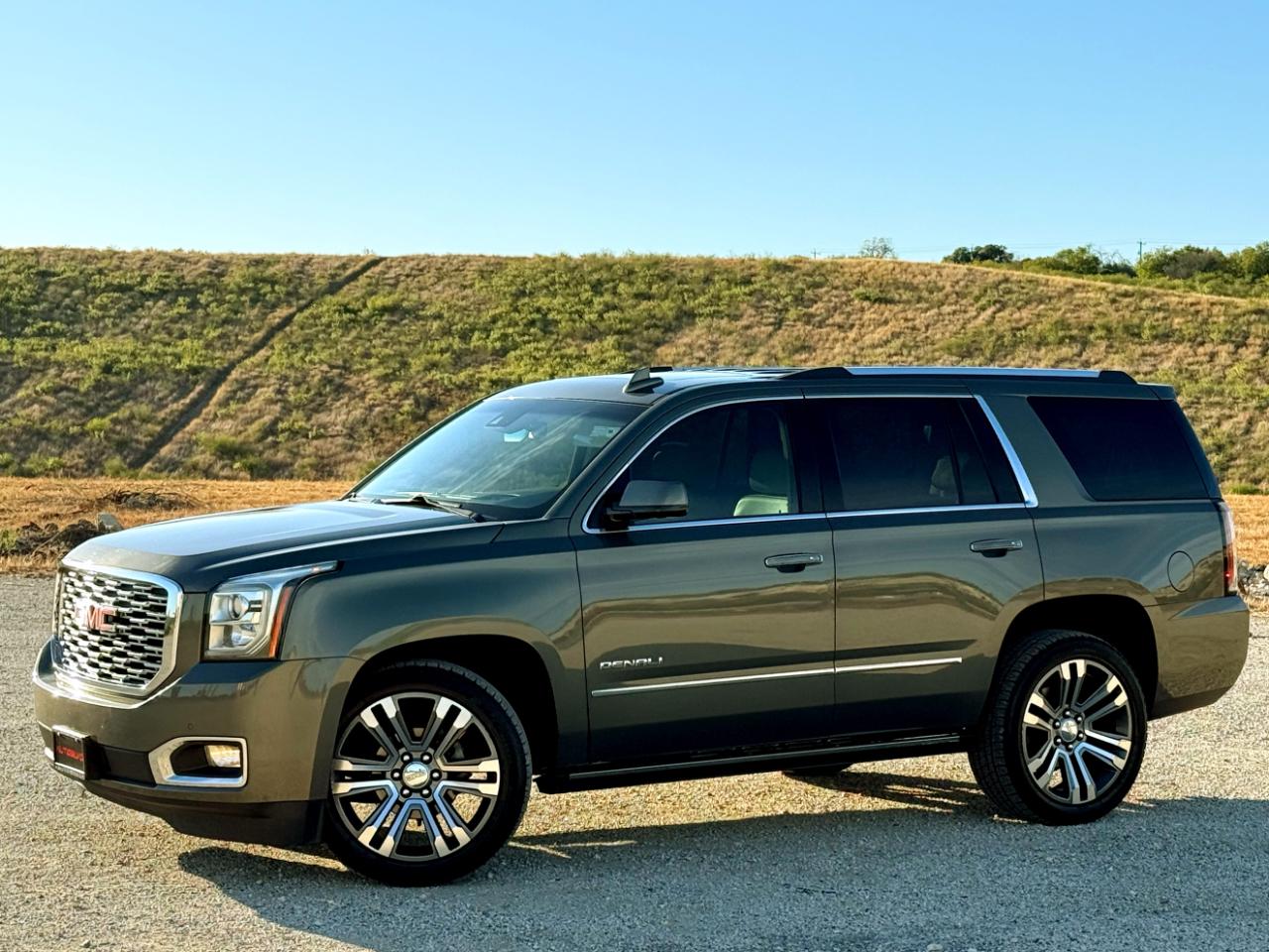 gmc yukon 2018 1GKS1CKJ2JR306891 image gmc yukon 2018 1GKS1CKJ2JR306891 image